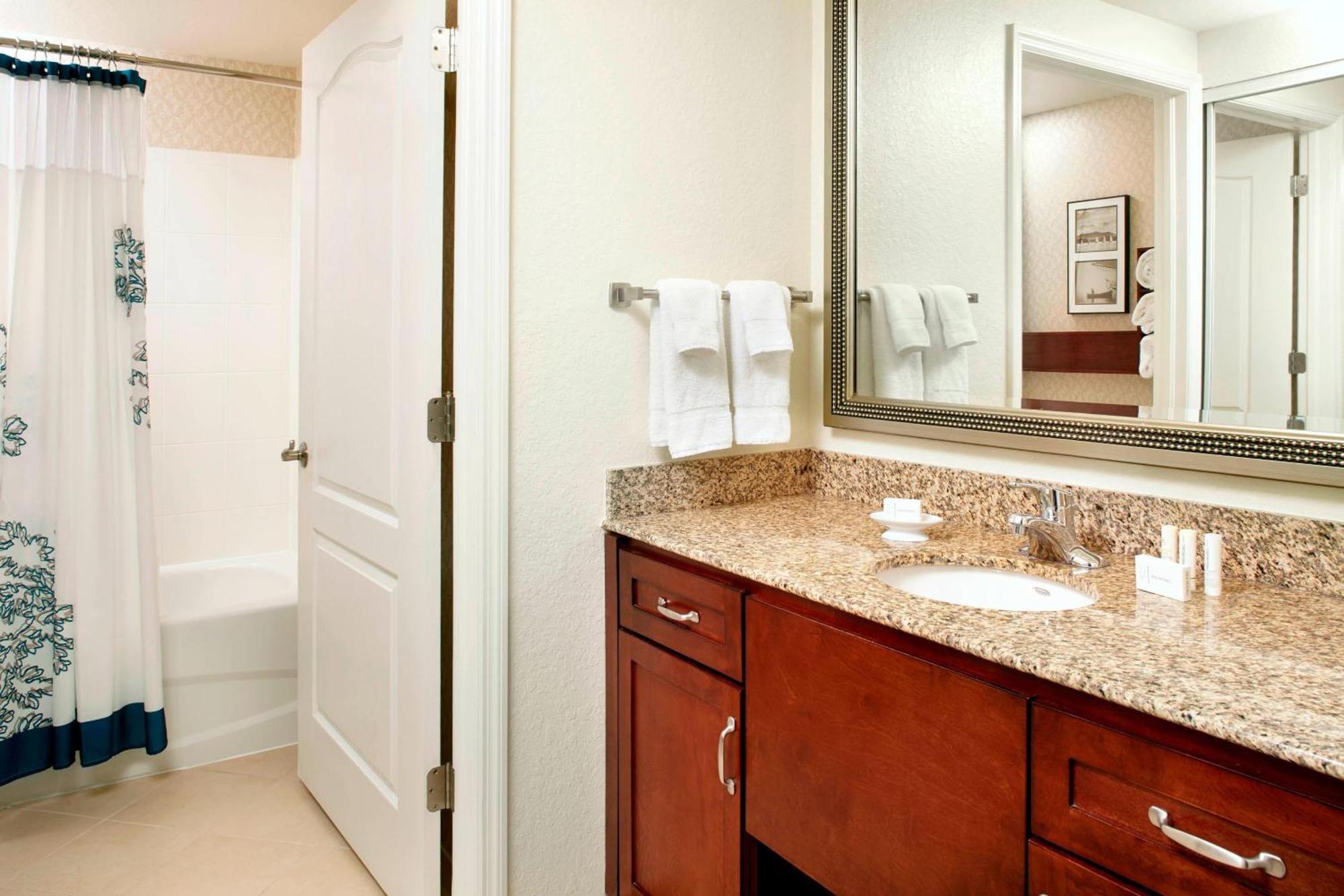 Residence Inn Tampa Suncoast Parkway At Northpointe Village Лутц Экстерьер фото